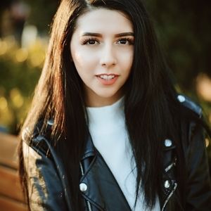 Meet your Posher, Brenda